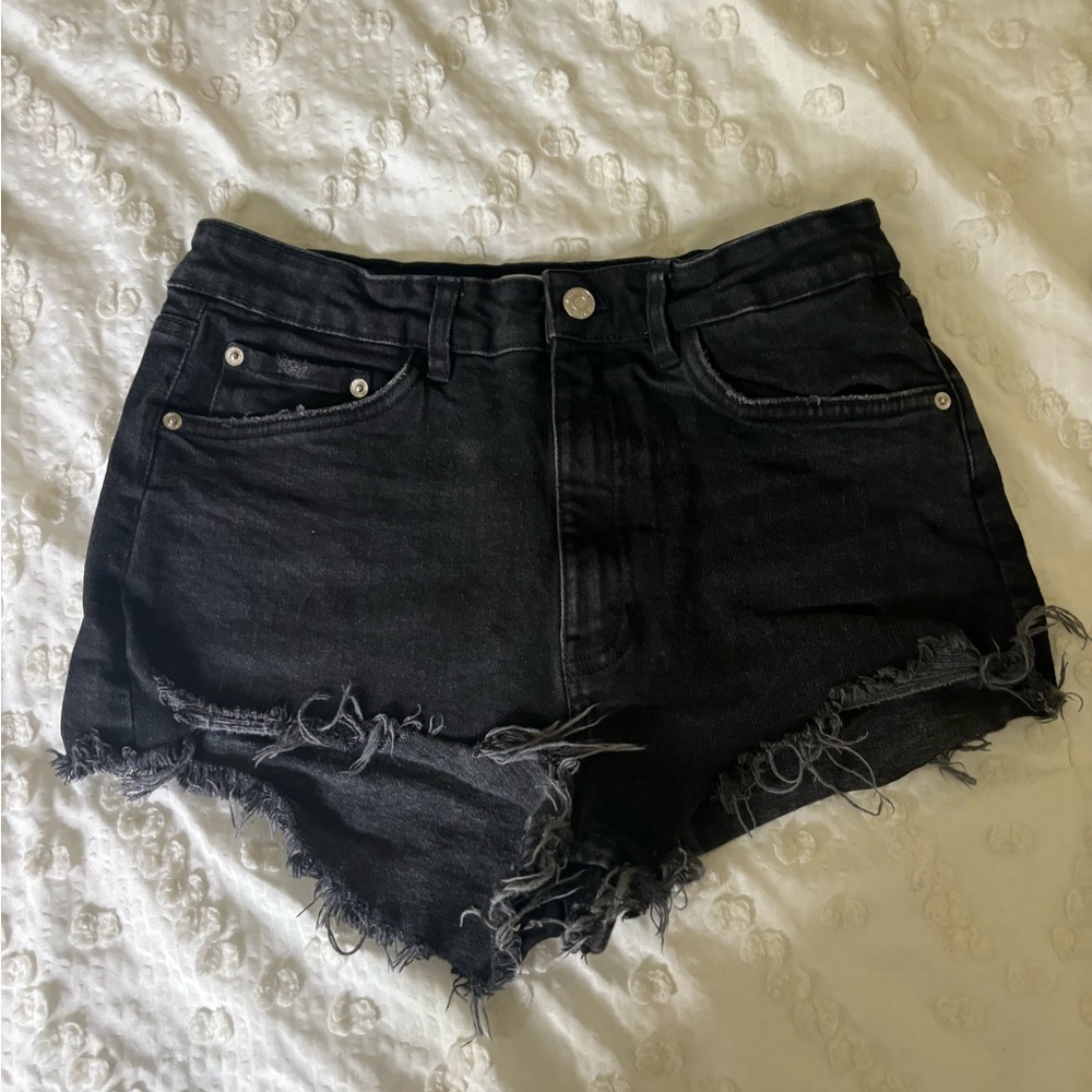 ZARA Stretchy Black High Waisted Jean Shorts